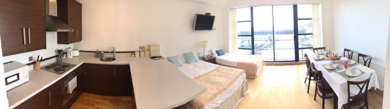 Carlingford Marina Apartments Extérieur photo