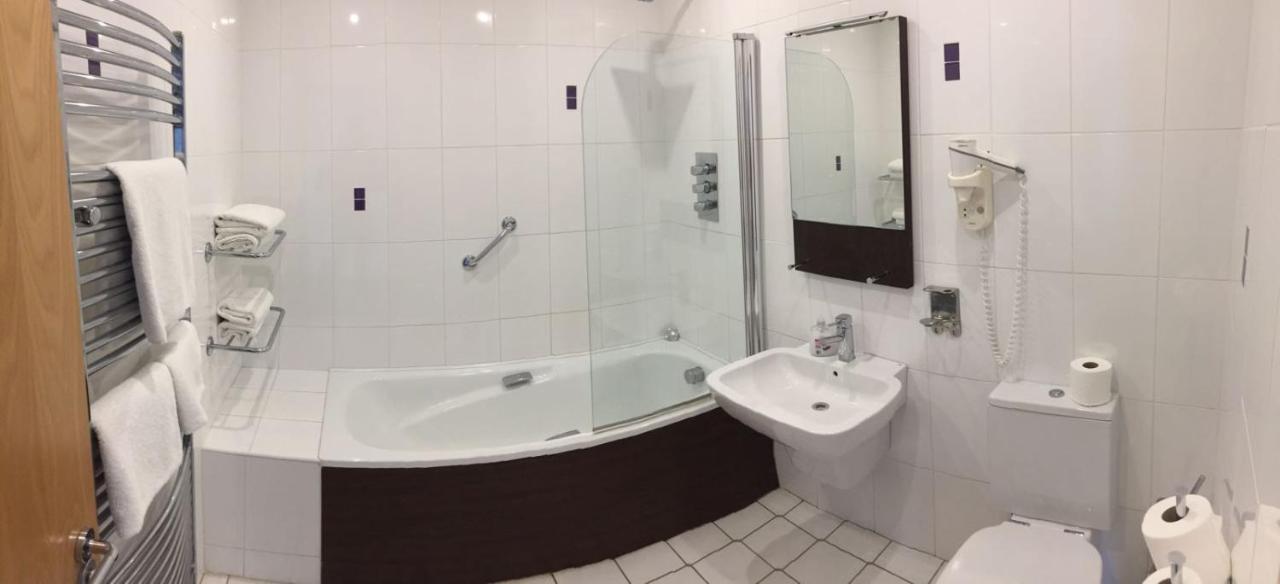 Carlingford Marina Apartments Extérieur photo